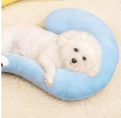 Pet Sleeping Mat with Neck Support | U-Shaped Pillow Bed for Dogs & Cats